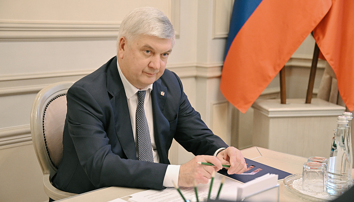 Губернатор провел встречу с руководством ГК «Развитие»